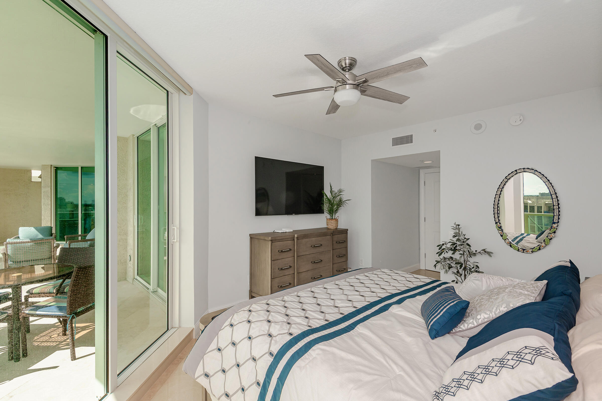 411 N New Riv Dr #1205 Fort Lauderdale, FL 33301