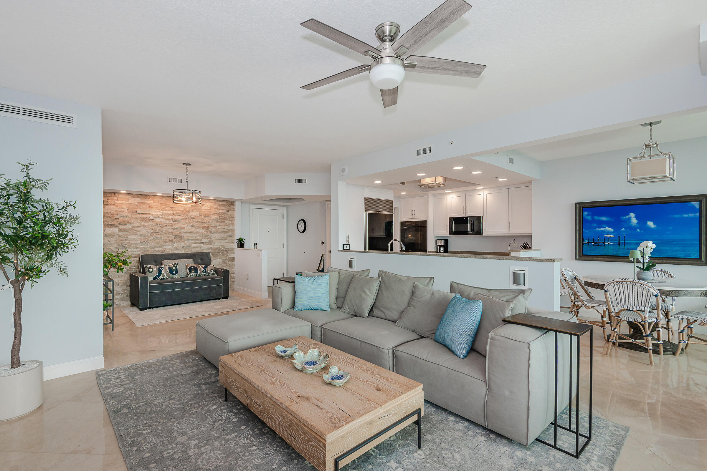 411 N New Riv Dr #1205 Fort Lauderdale, FL 33301