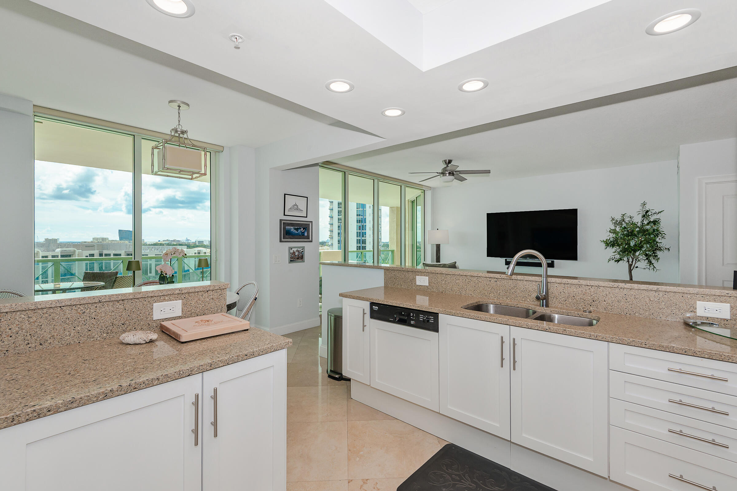 411 N New Riv Dr #1205 Fort Lauderdale, FL 33301