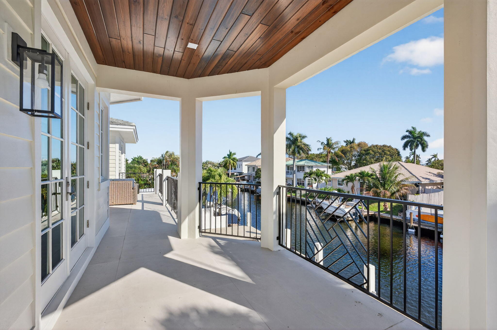 310 SE 9th Ct Pompano Beach, FL 33060