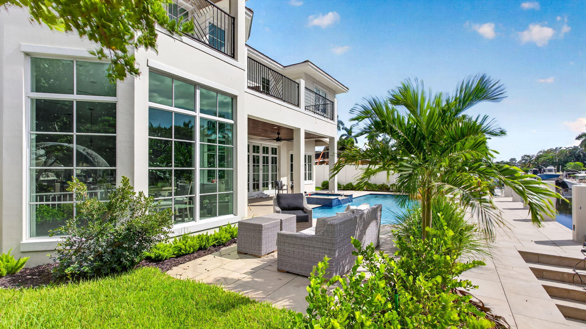 310 SE 9th Ct Pompano Beach, FL 33060