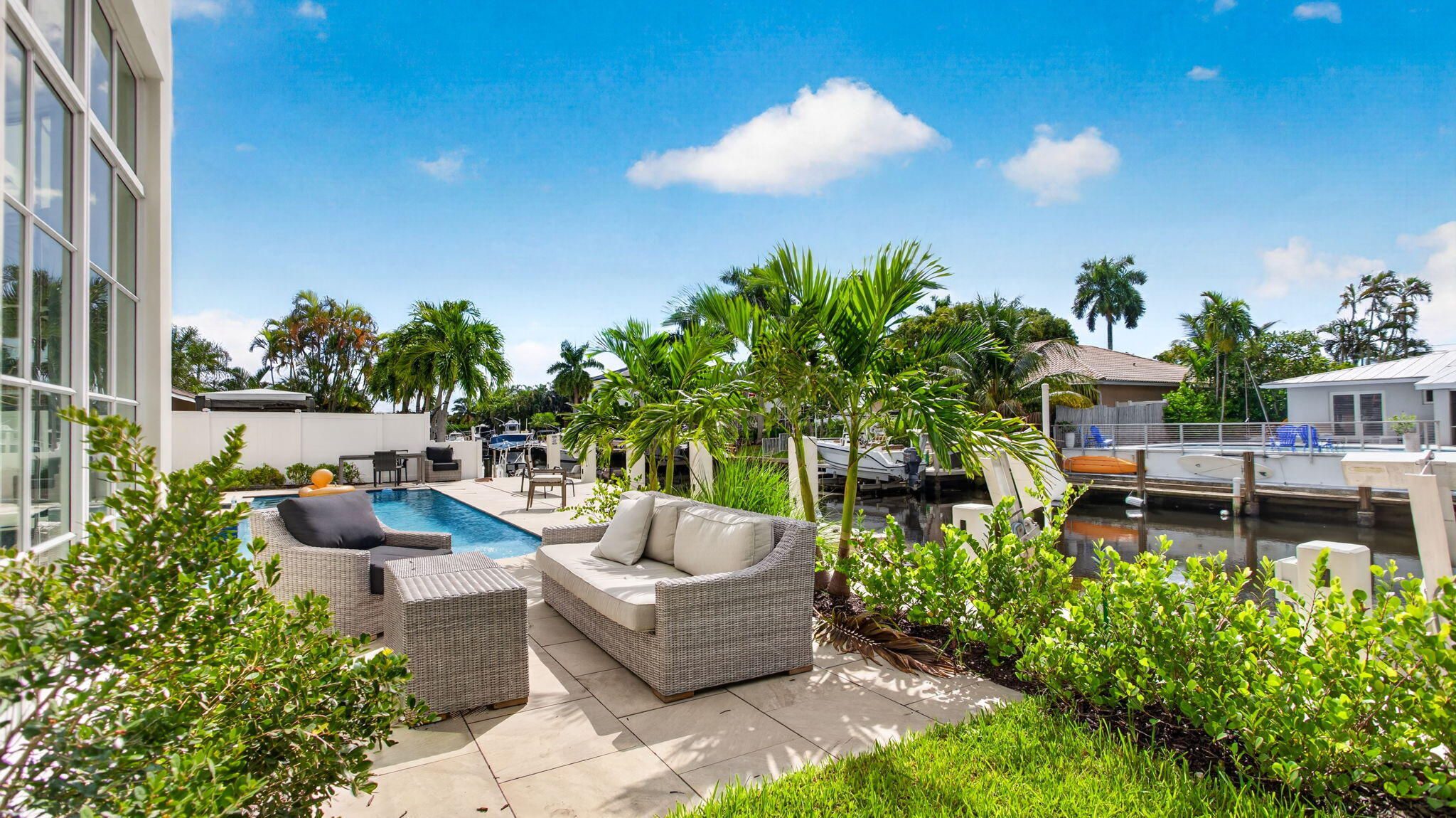 310 SE 9th Ct Pompano Beach, FL 33060