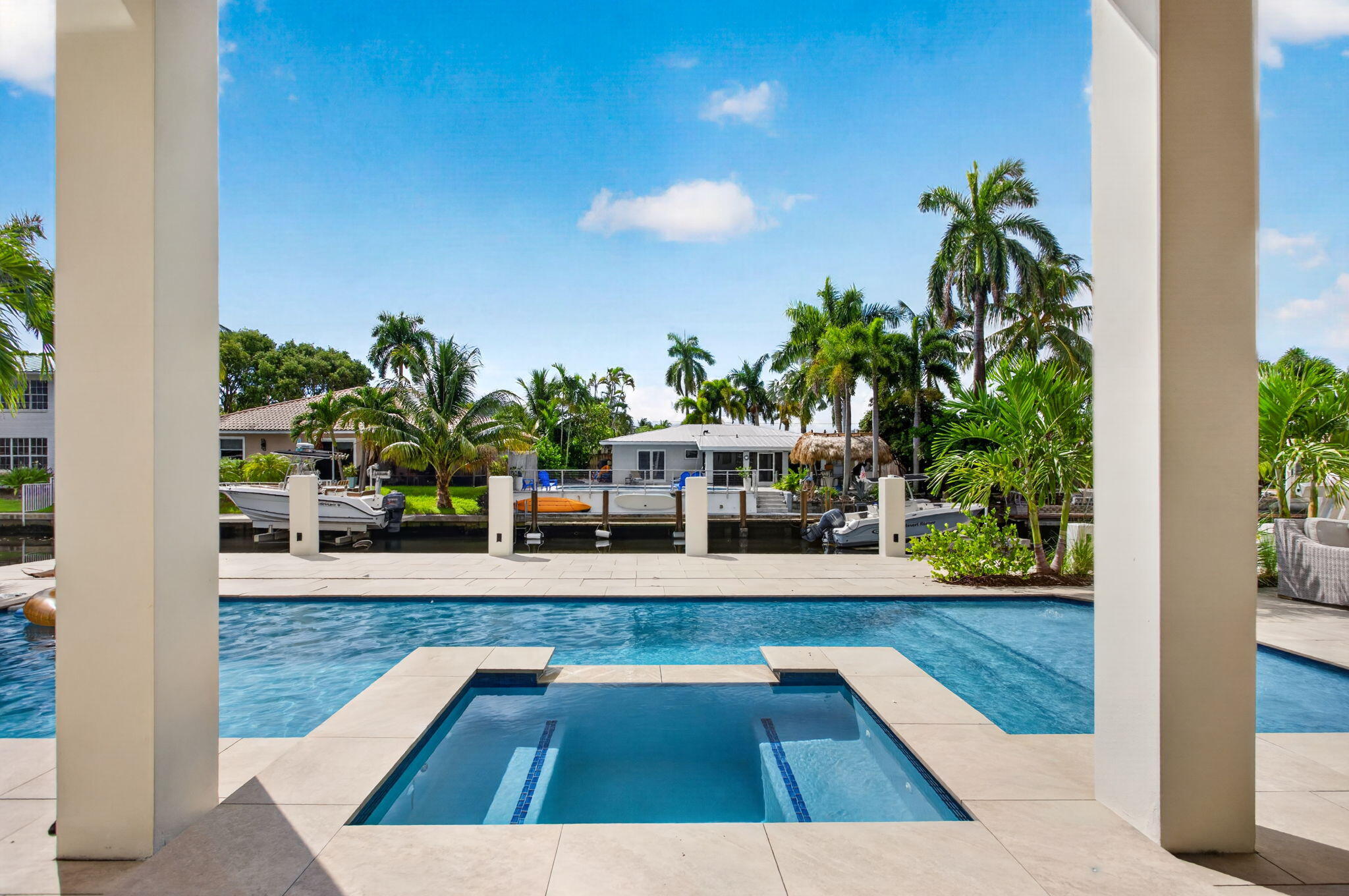 310 SE 9th Ct Pompano Beach, FL 33060
