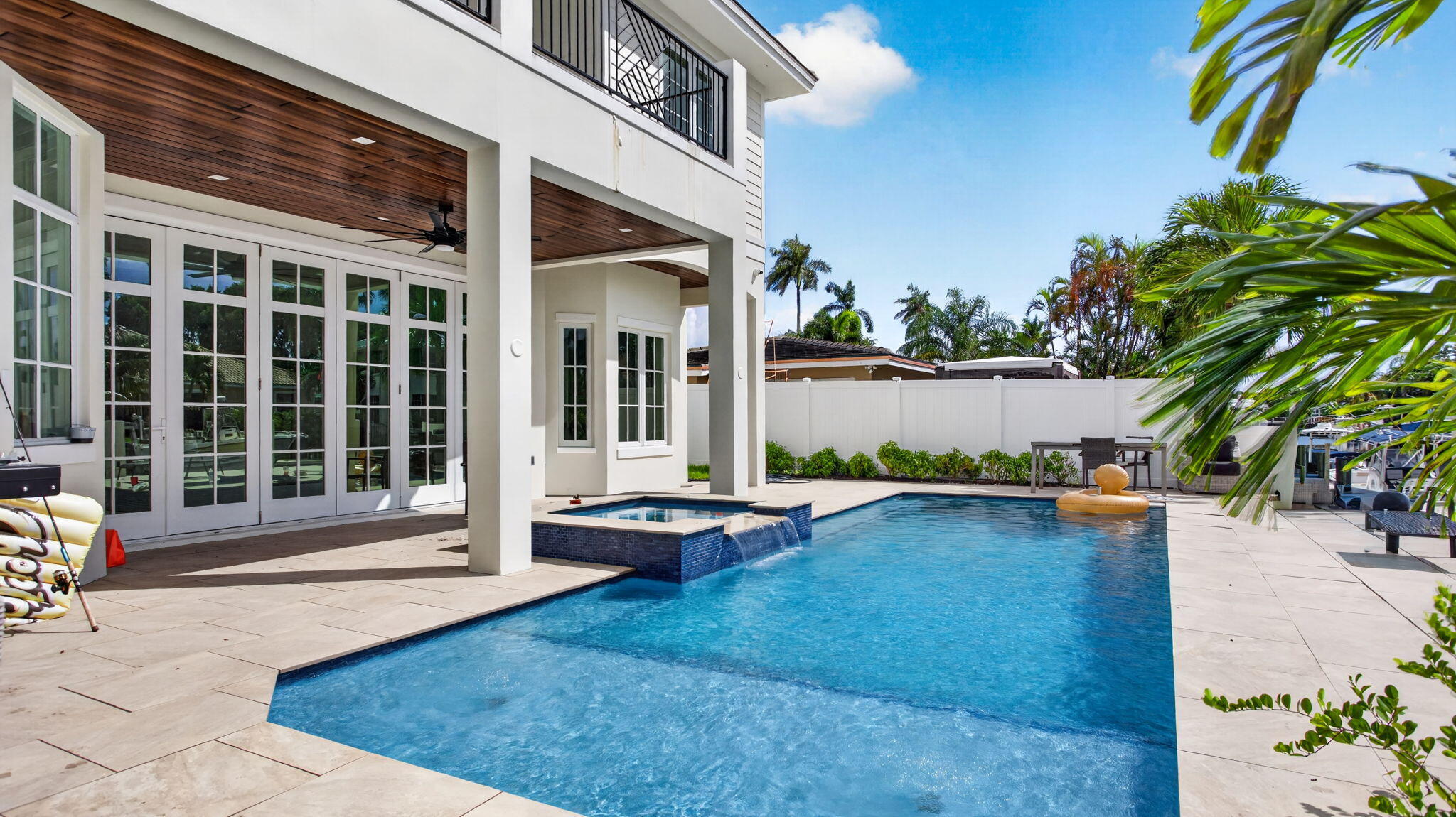 310 SE 9th Ct Pompano Beach, FL 33060