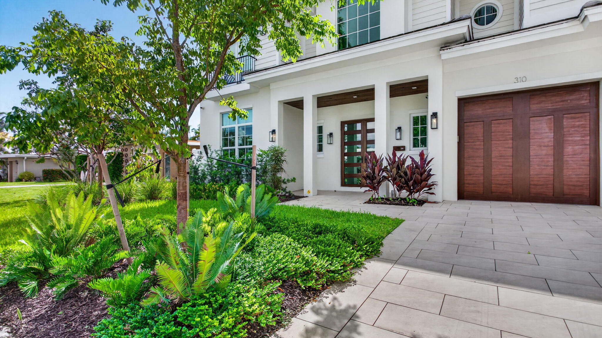 310 SE 9th Ct Pompano Beach, FL 33060