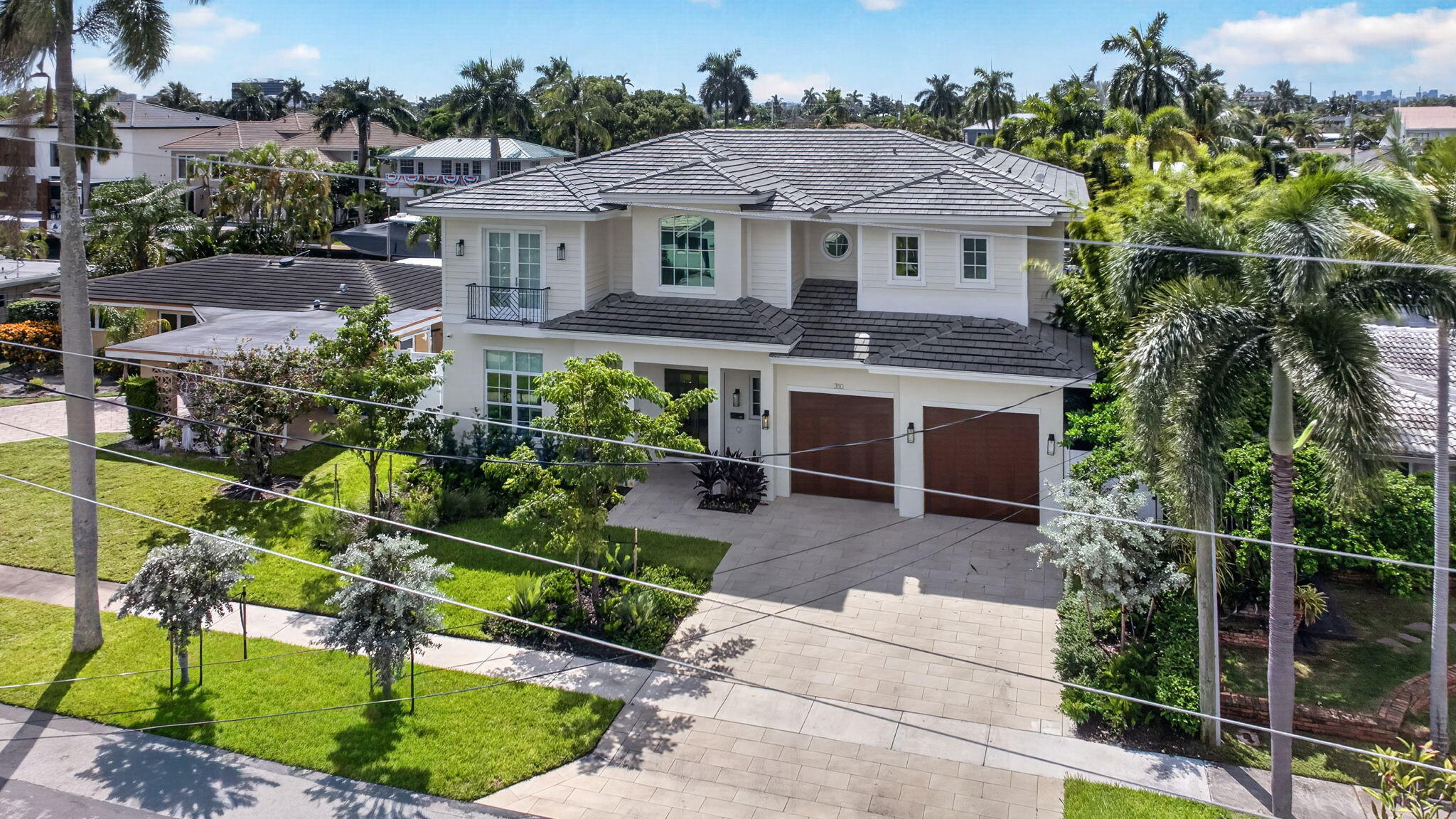 310 SE 9th Ct Pompano Beach, FL 33060