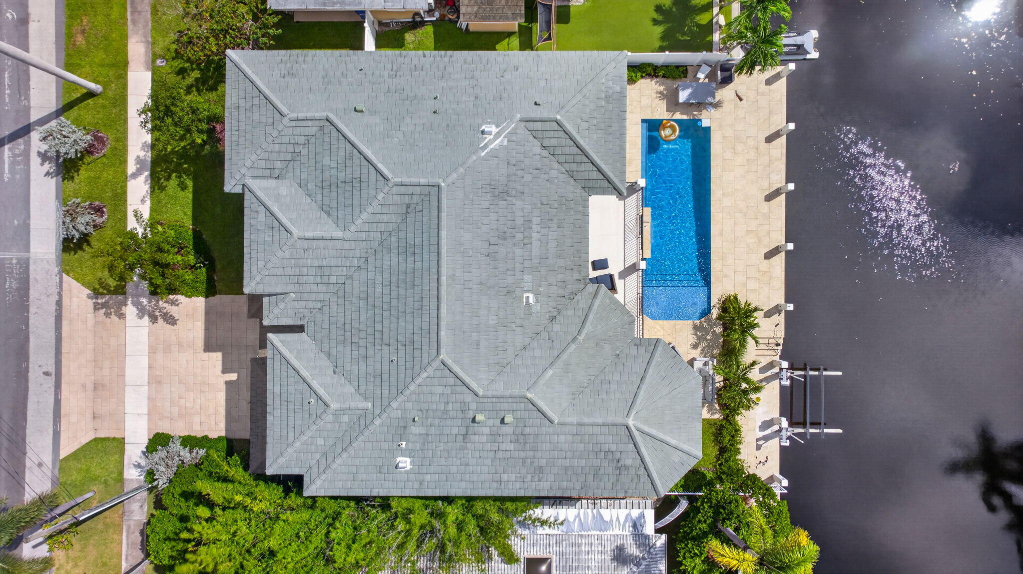 310 SE 9th Ct Pompano Beach, FL 33060