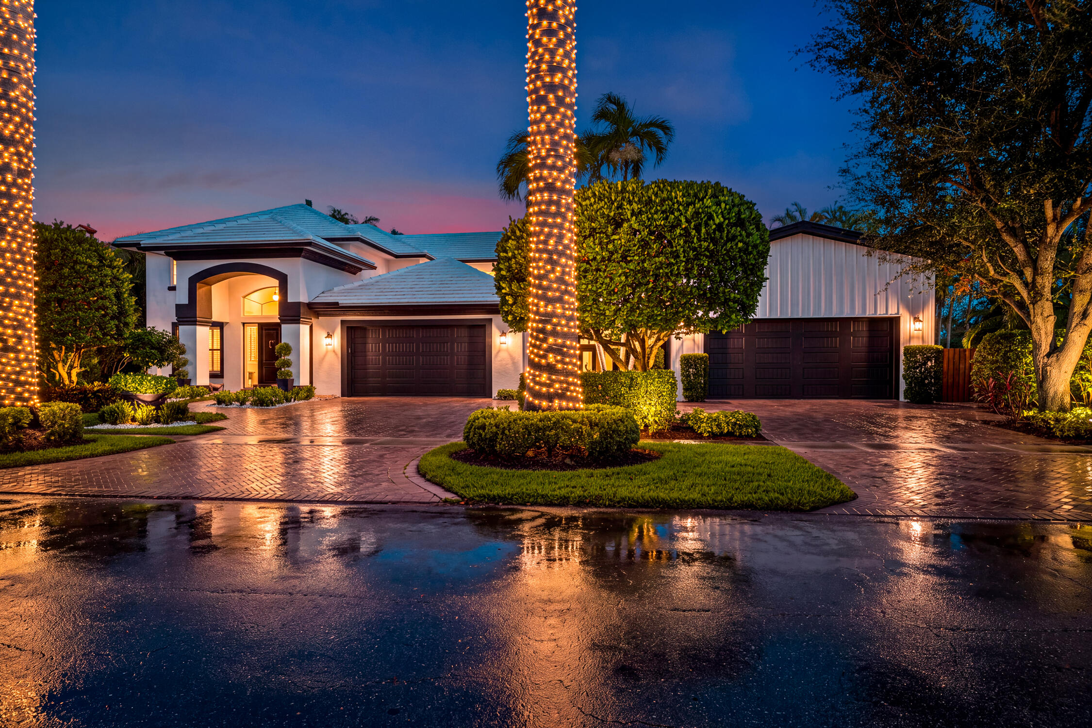 389 Oregon Ln