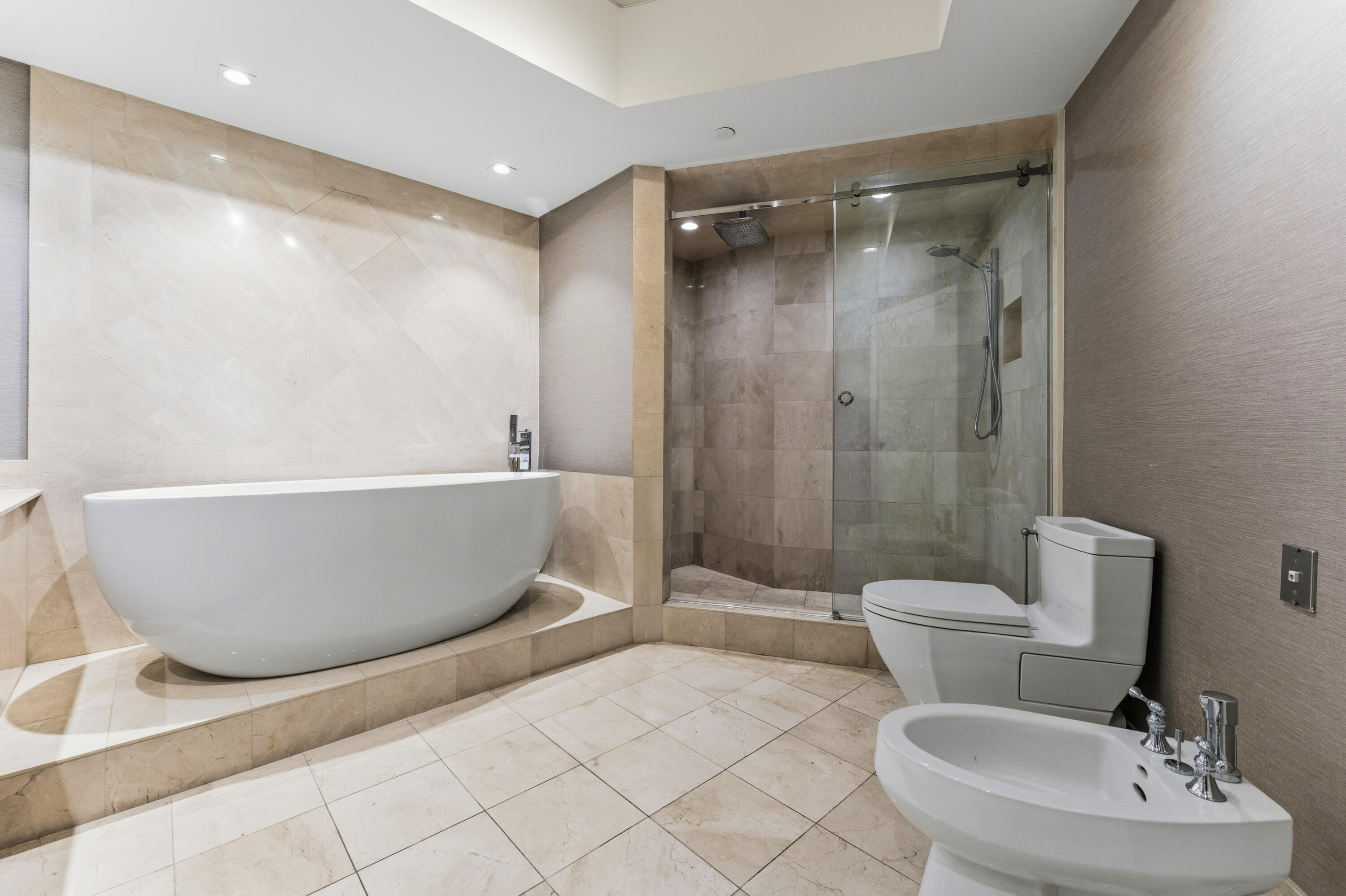 3200 N Ocean Blvd #804 Fort Lauderdale, FL 33308