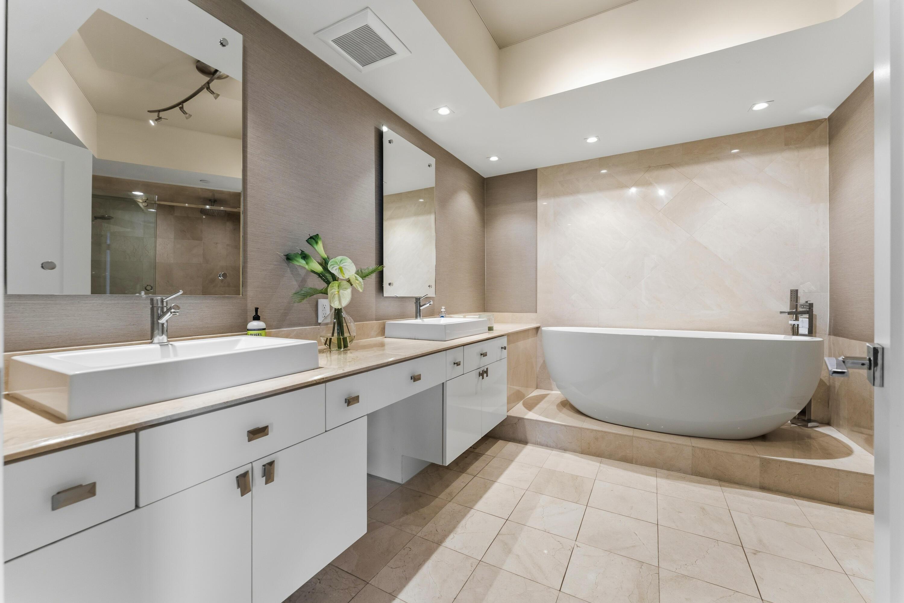3200 N Ocean Blvd #804 Fort Lauderdale, FL 33308