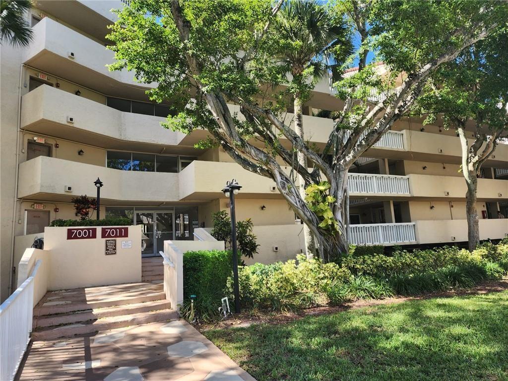 7001 Environ Blvd #604