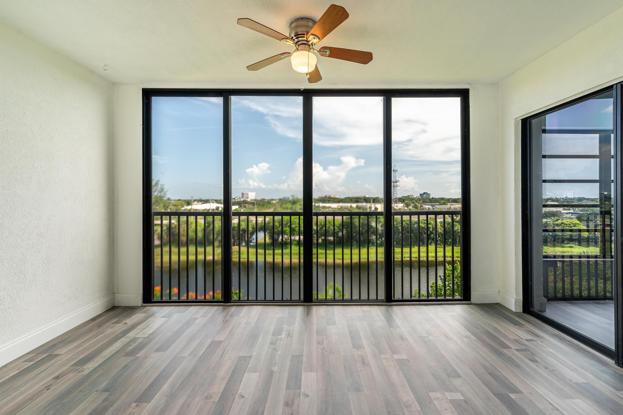 2200 S Cypress Bnd Dr #604