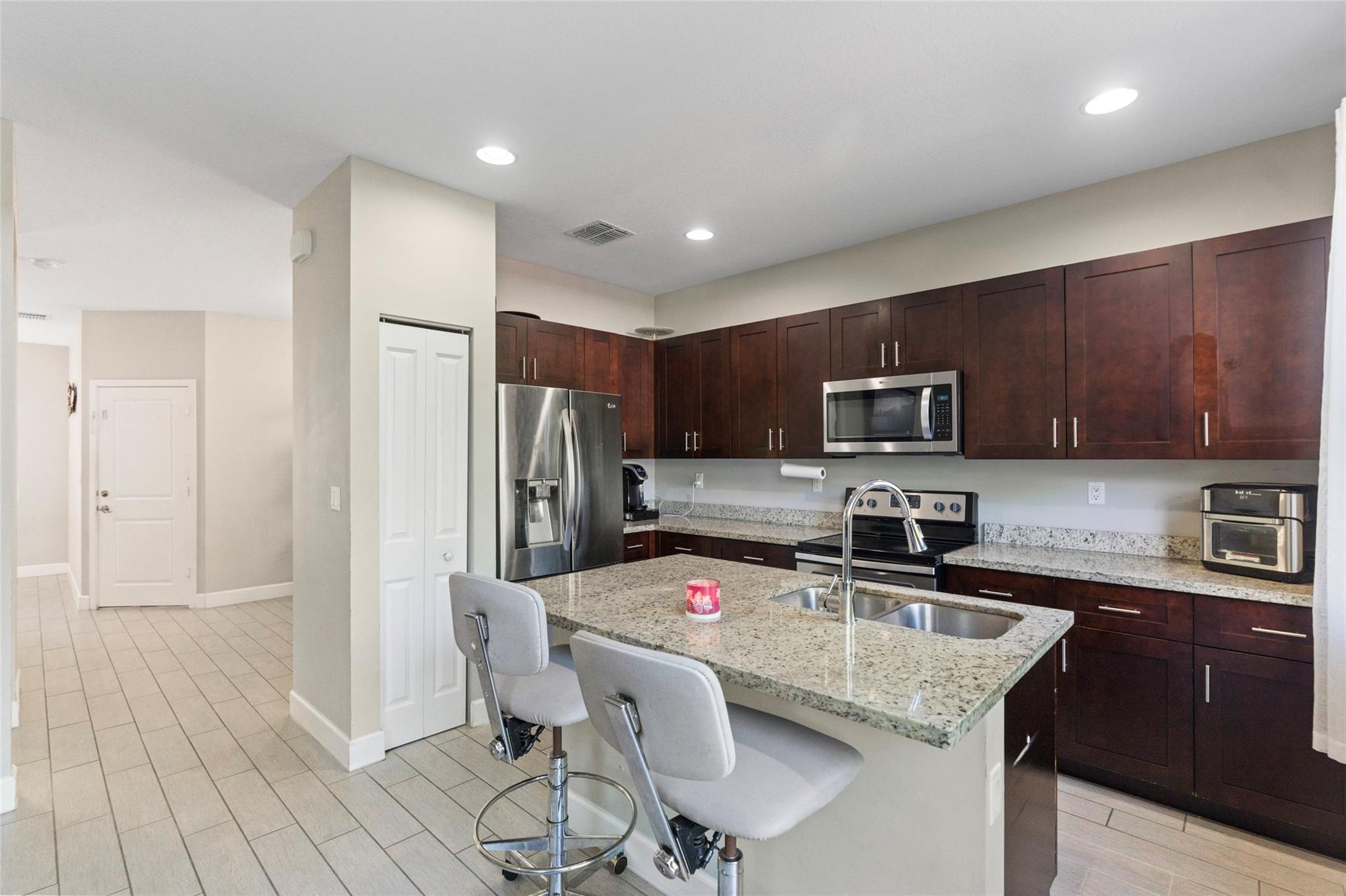 5215 NW 50th Ter