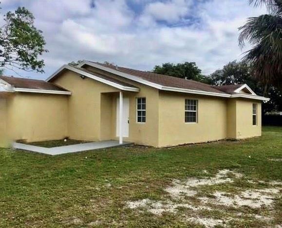 1136 NW 5th Ct