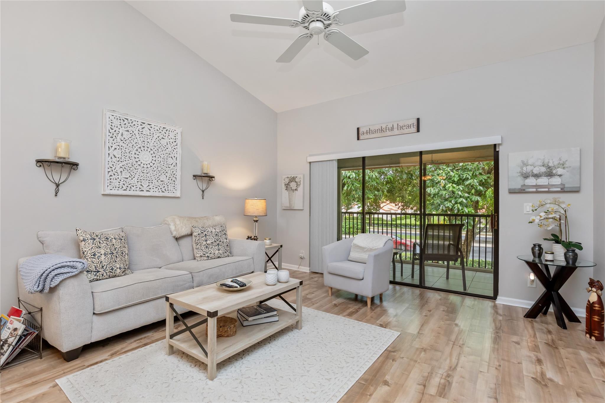 206 Congressional Way #206