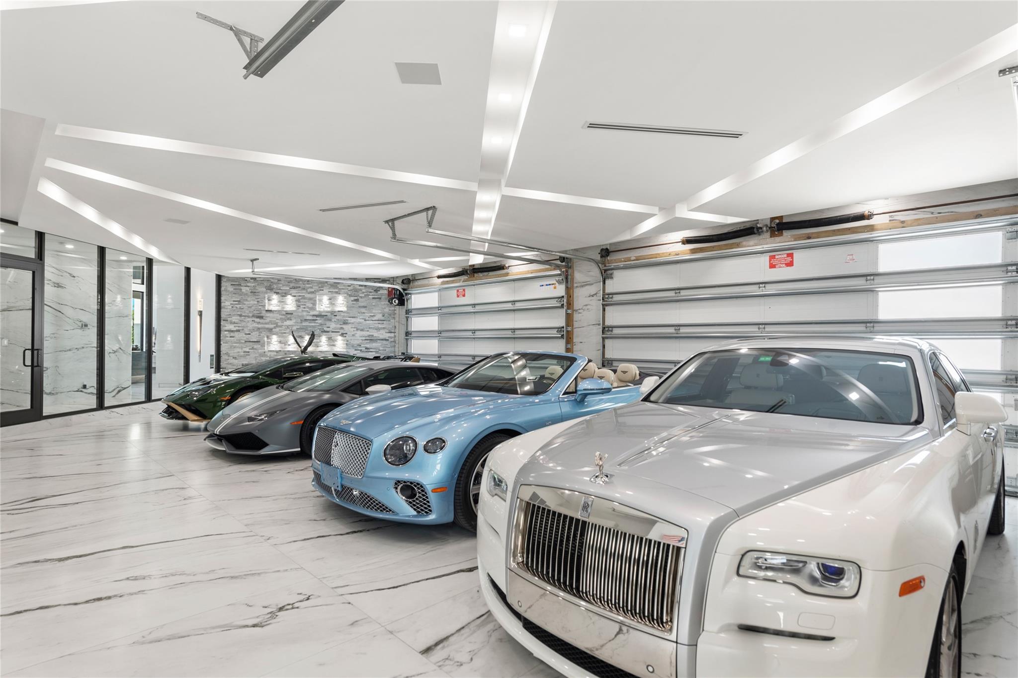 4041 Country Clb Ln Fort Lauderdale, FL 33308