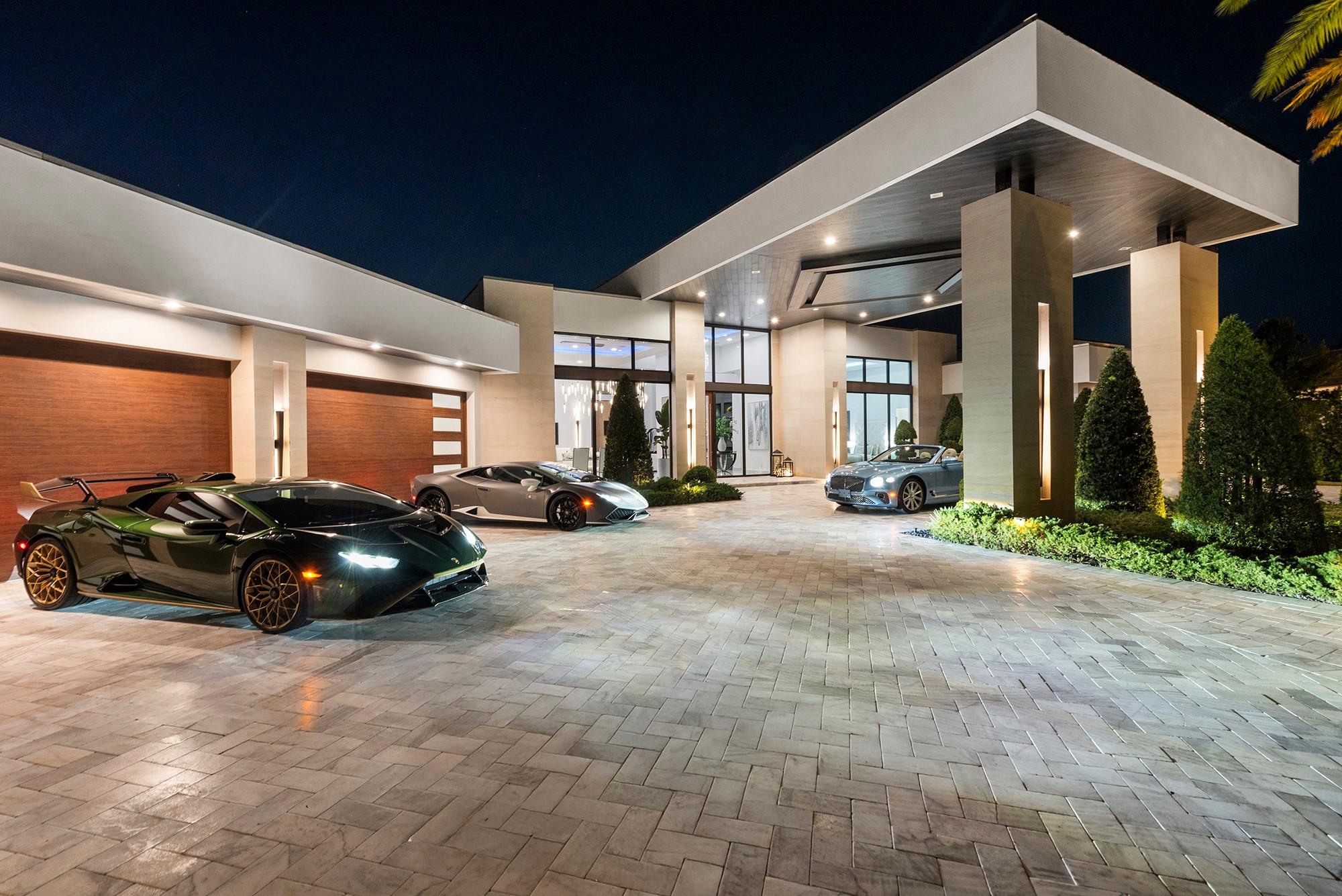 4041 Country Clb Ln Fort Lauderdale, FL 33308