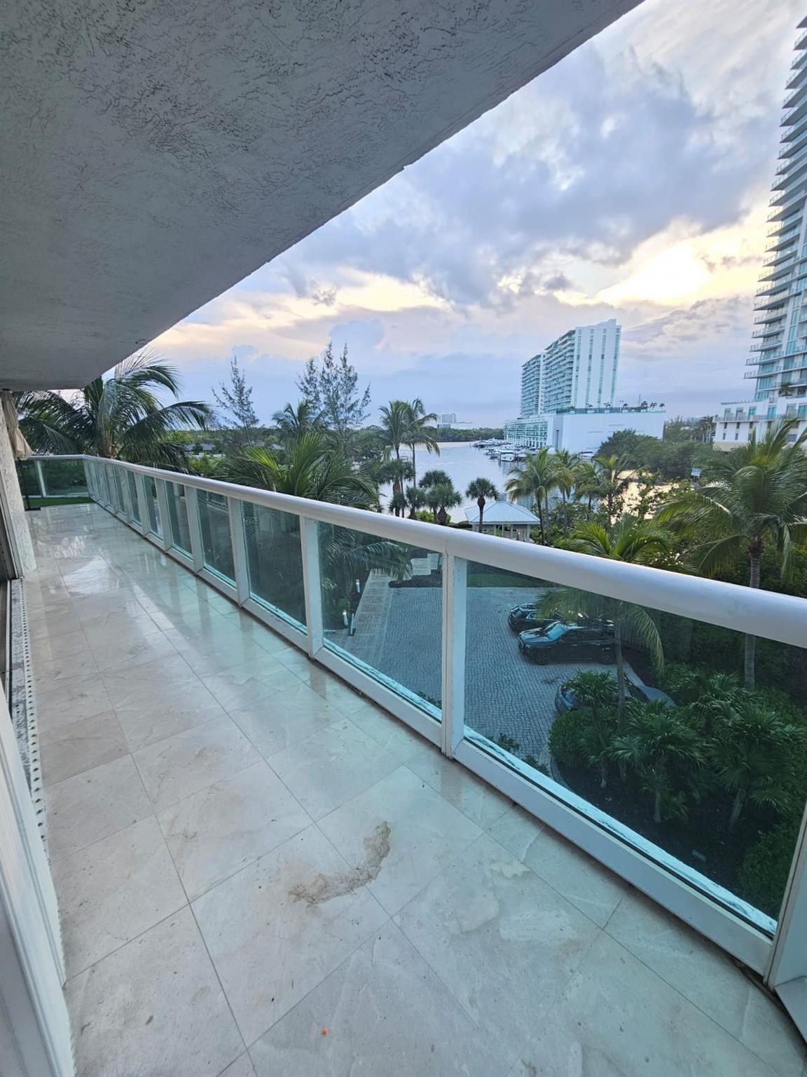 16500 Collins Ave #356 Sunny Isles Beach, FL 33160