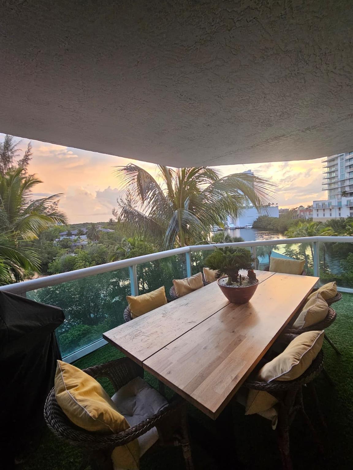 16500 Collins Ave #356 Sunny Isles Beach, FL 33160