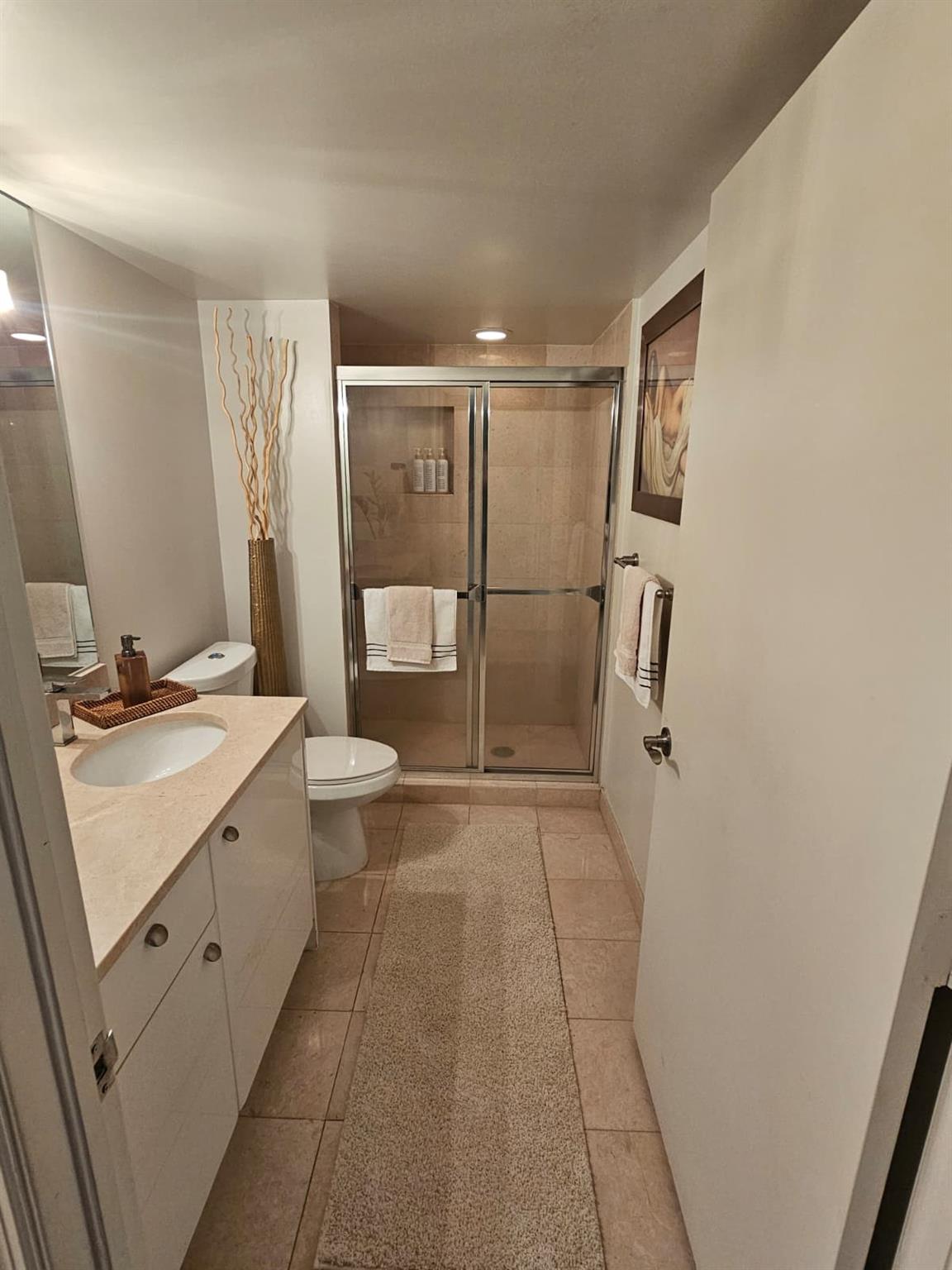 16500 Collins Ave #356 Sunny Isles Beach, FL 33160