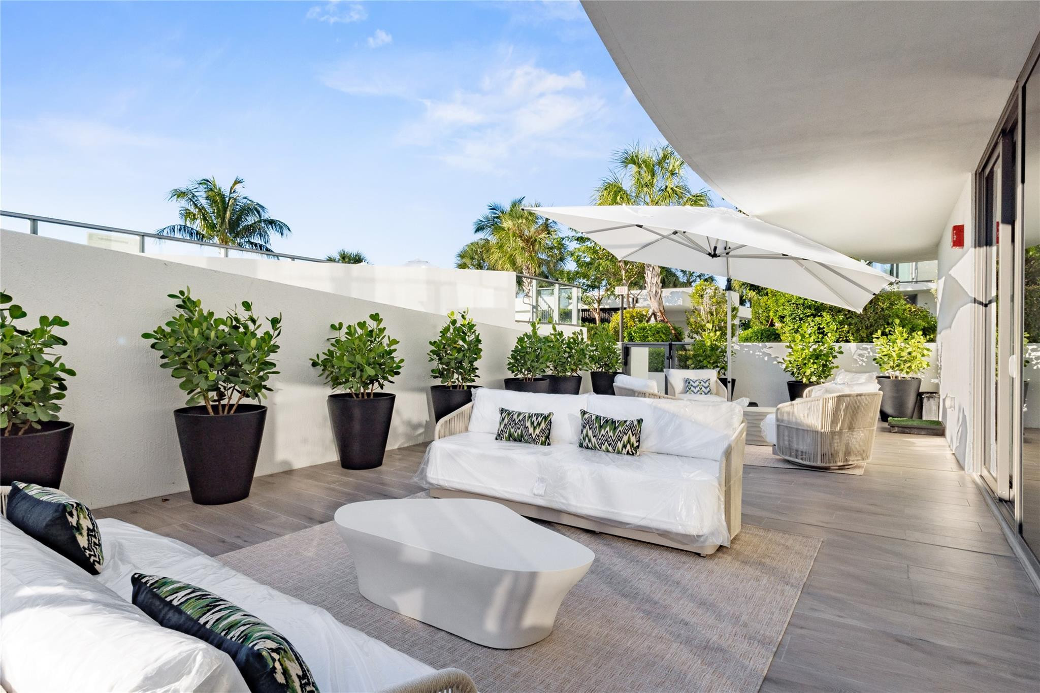 1116 N Ocean #301 Pompano Beach, FL 33062