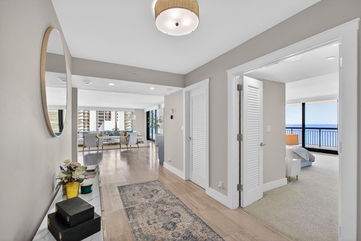 5380 N Ocean #12J Riviera Beach, FL 33404