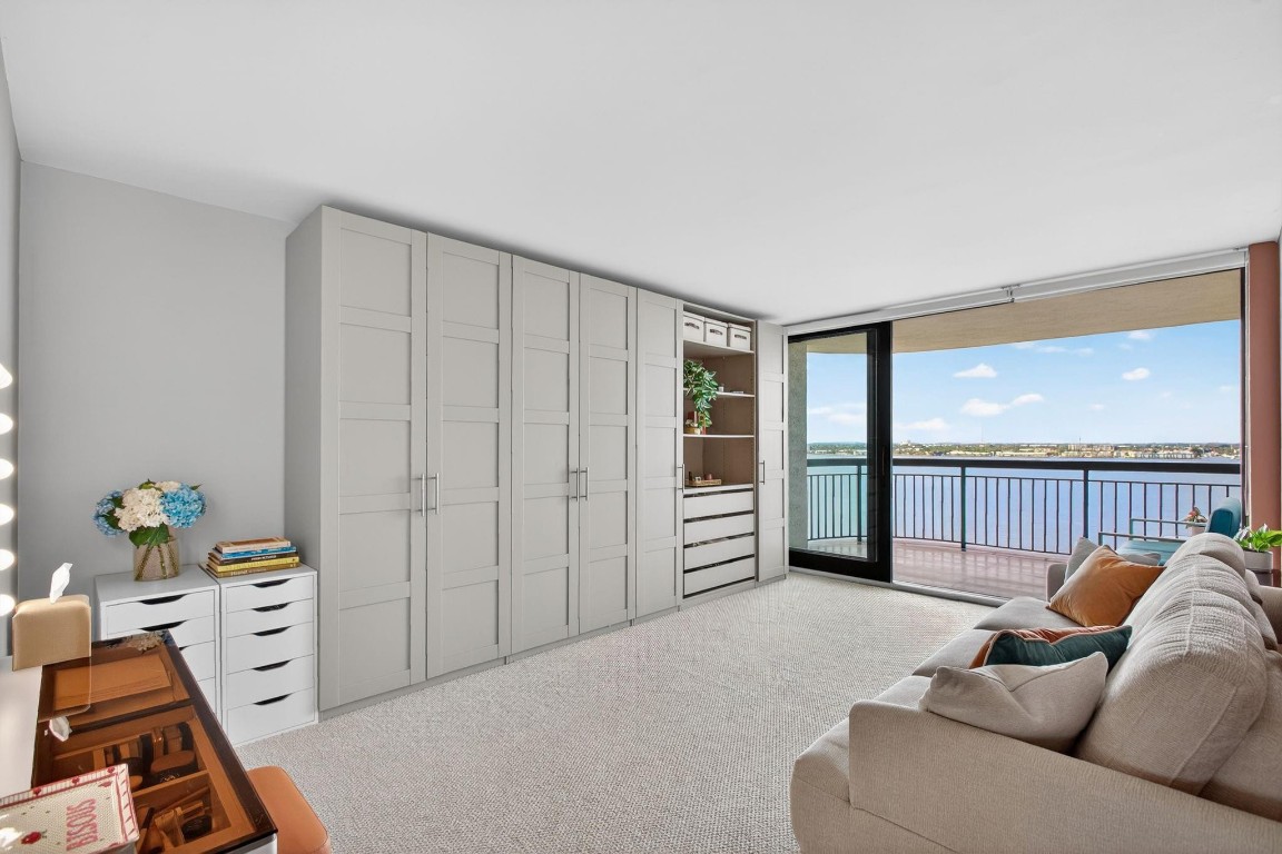 5380 N Ocean #12J Riviera Beach, FL 33404