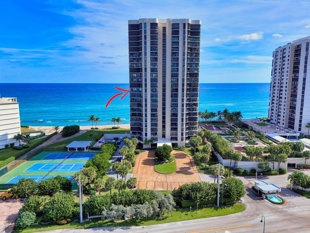 5380 N Ocean #12J Riviera Beach, FL 33404