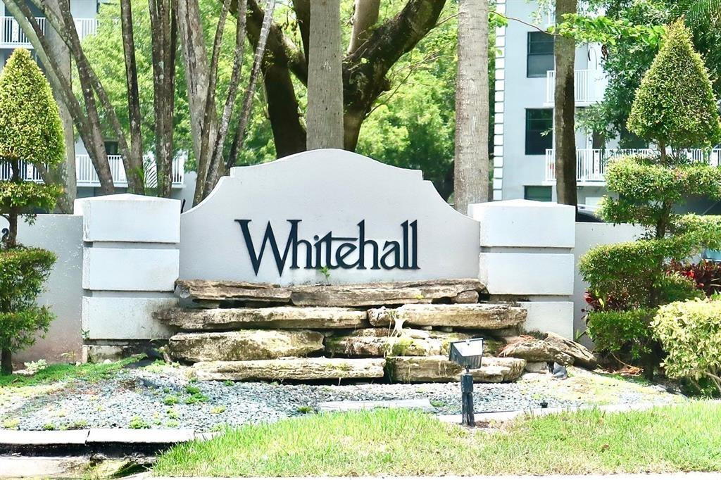 1502 Whitehall Dr #106 Davie, FL 33324