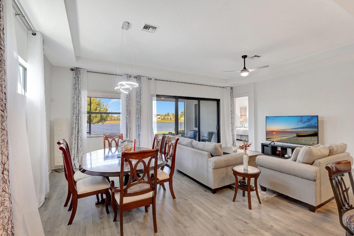 15865 Ln Loxahatchee, FL 33470