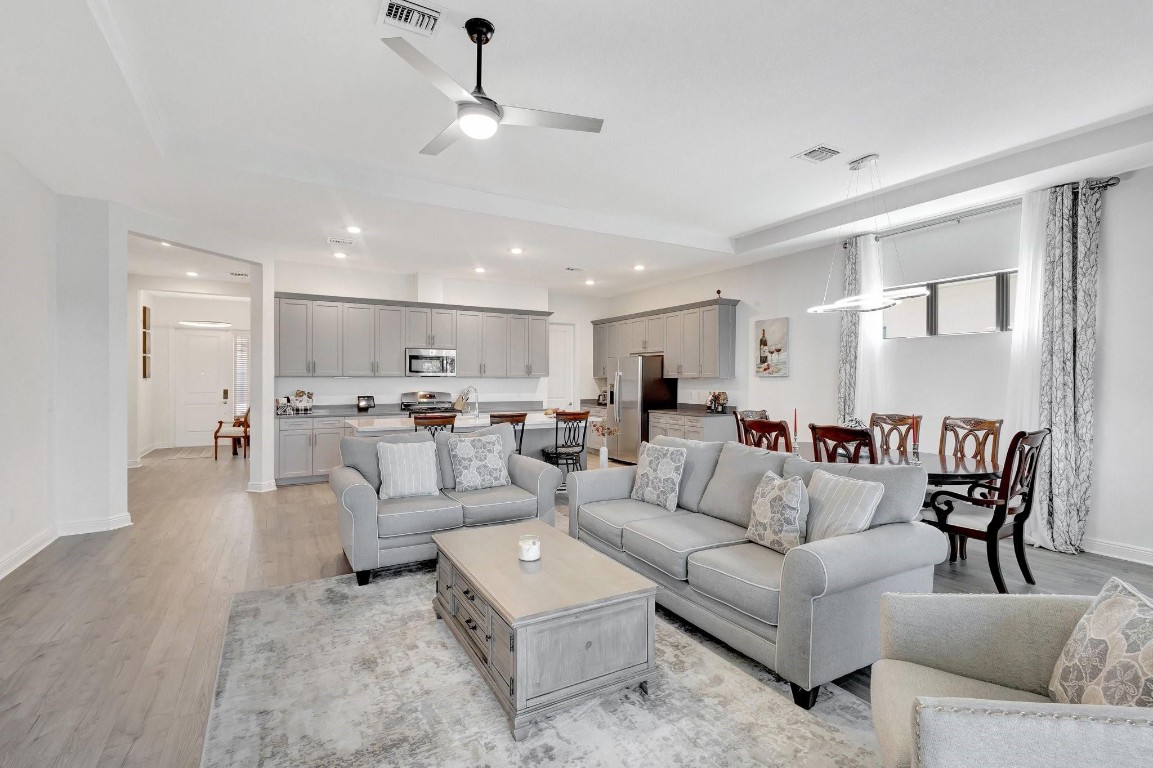 15865 Ln Loxahatchee, FL 33470