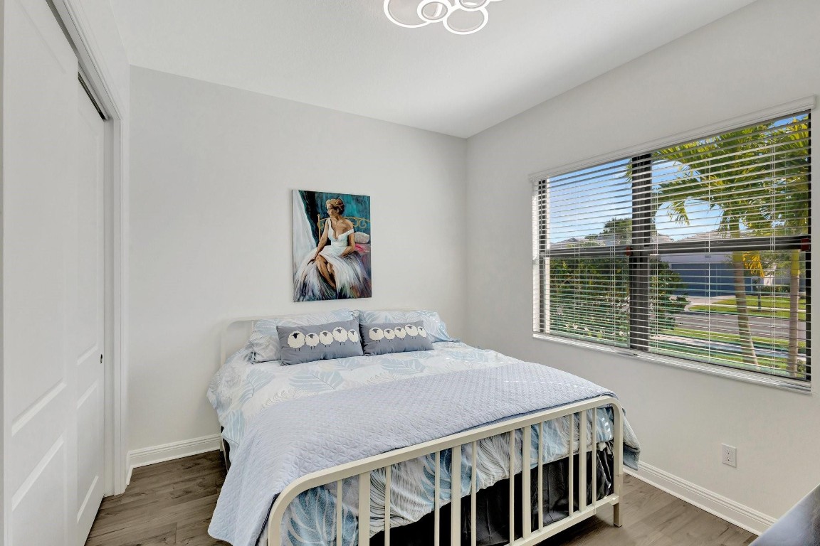 15865 Ln Loxahatchee, FL 33470