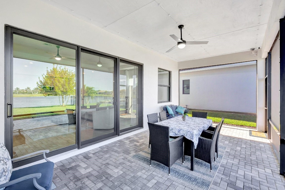 15865 Ln Loxahatchee, FL 33470