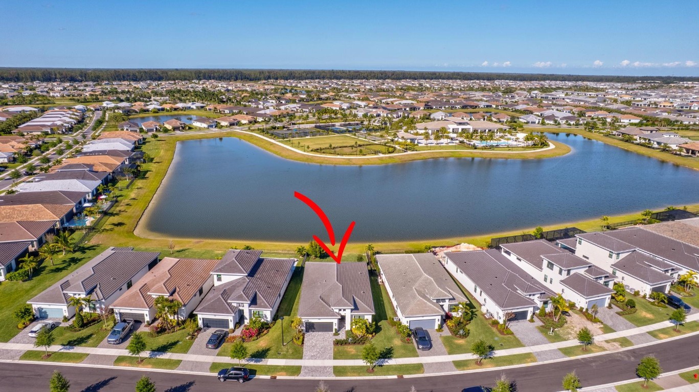 15865 Ln Loxahatchee, FL 33470