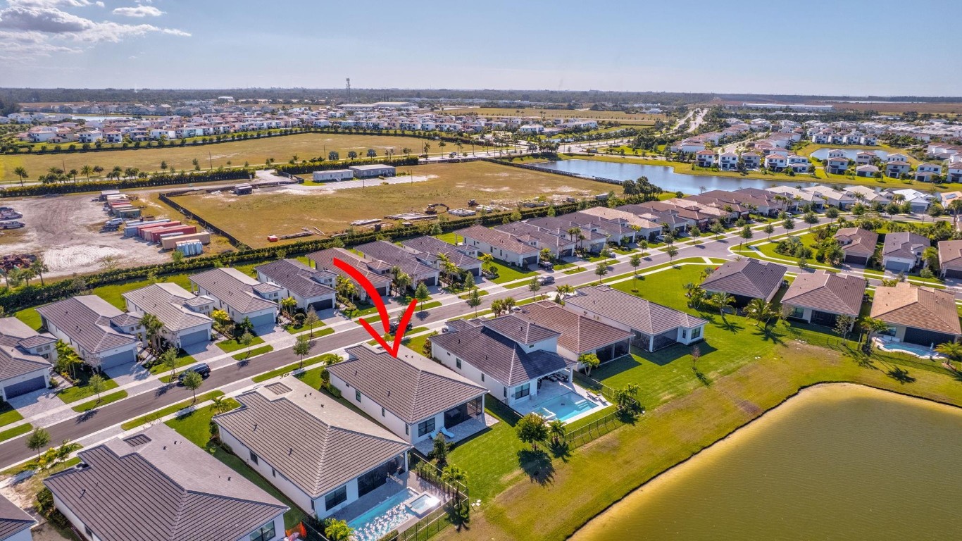 15865 Ln Loxahatchee, FL 33470