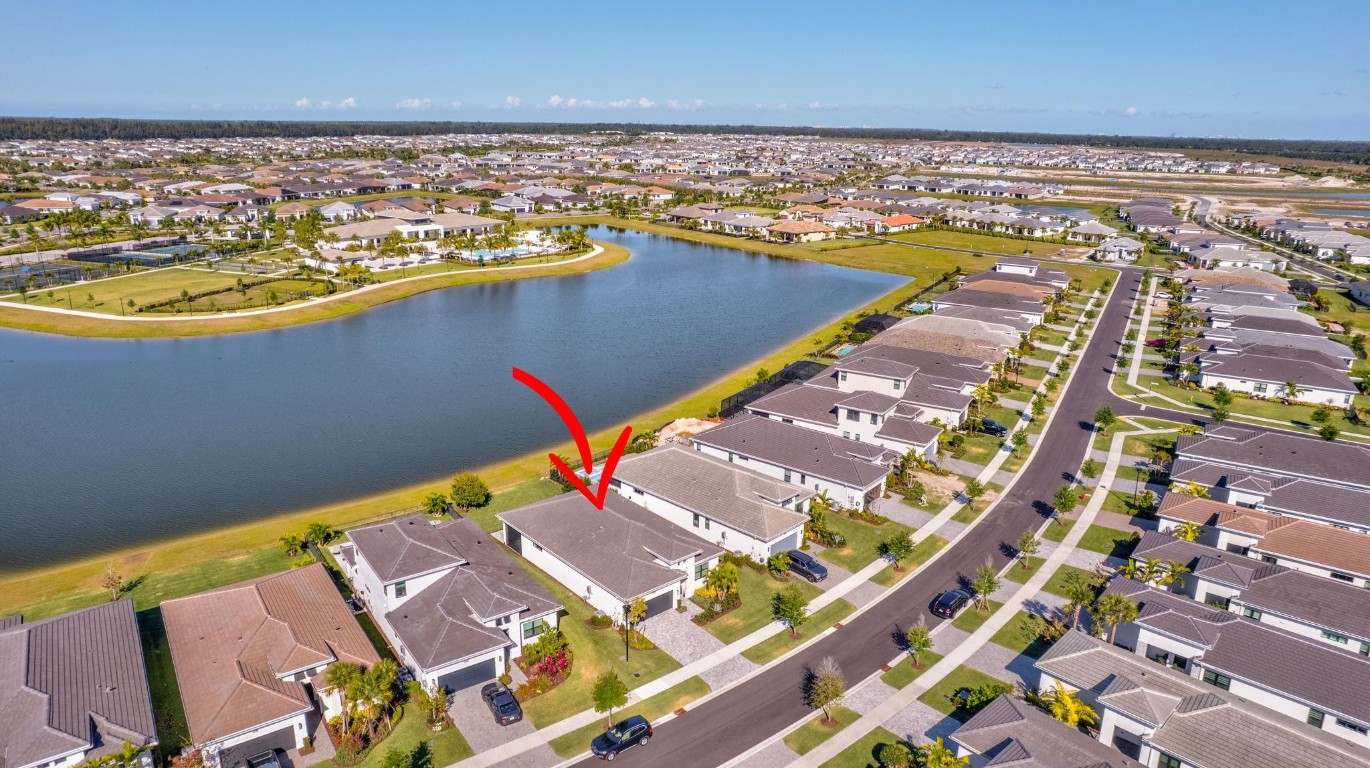 15865 Ln Loxahatchee, FL 33470