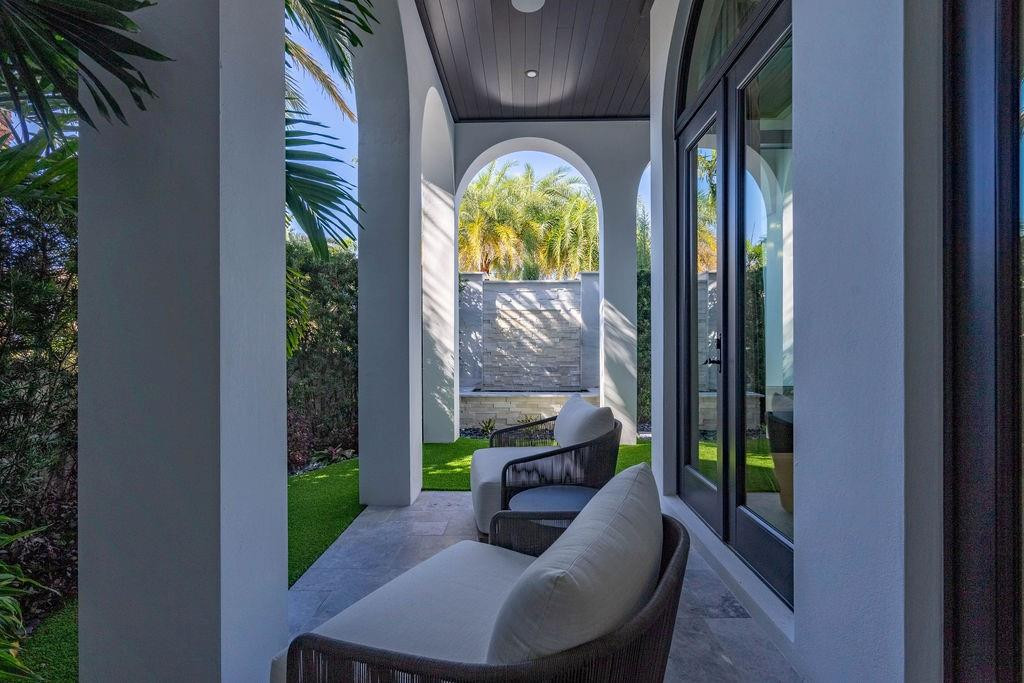 2457 NE 26th Lighthouse Point, FL 33064