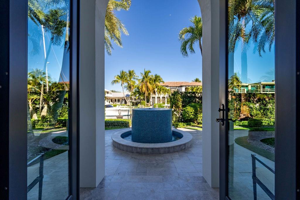 2457 NE 26th Lighthouse Point, FL 33064