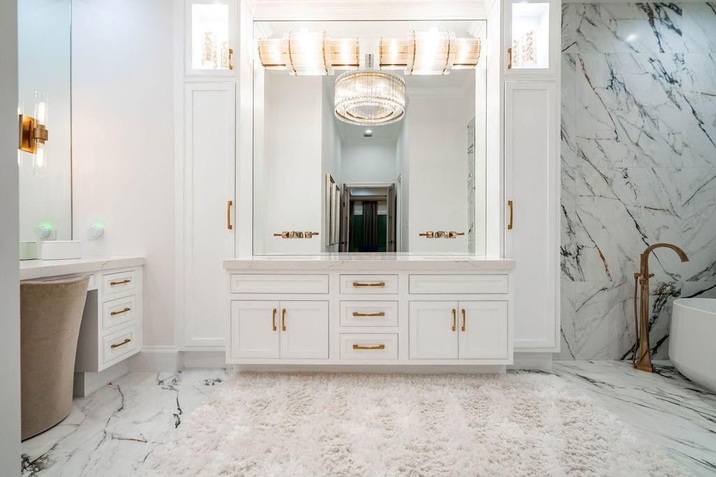 2457 NE 26th Lighthouse Point, FL 33064