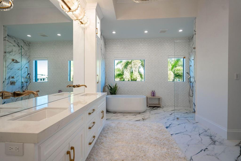 2457 NE 26th Lighthouse Point, FL 33064