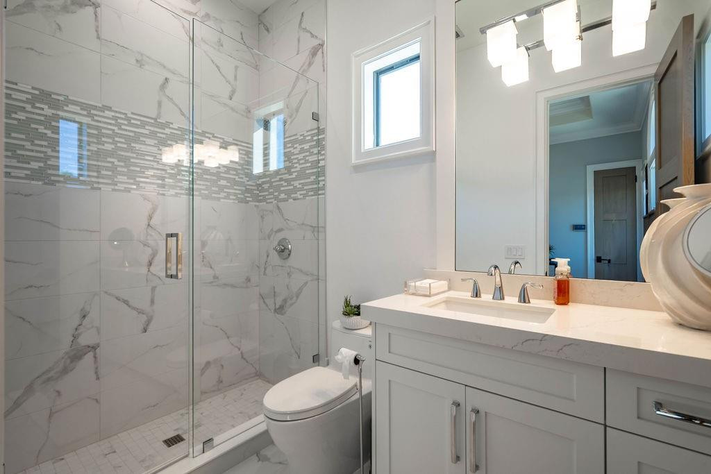 2457 NE 26th Lighthouse Point, FL 33064