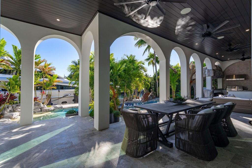 2457 NE 26th Lighthouse Point, FL 33064