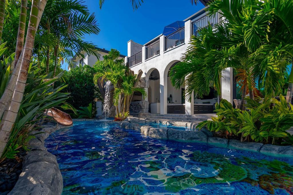 2457 NE 26th Lighthouse Point, FL 33064