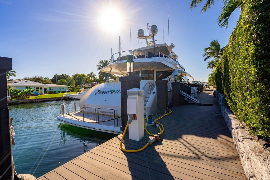 2457 NE 26th Lighthouse Point, FL 33064