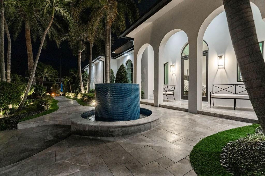 2457 NE 26th Lighthouse Point, FL 33064