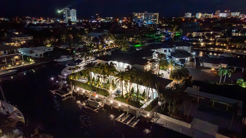 2457 NE 26th Lighthouse Point, FL 33064