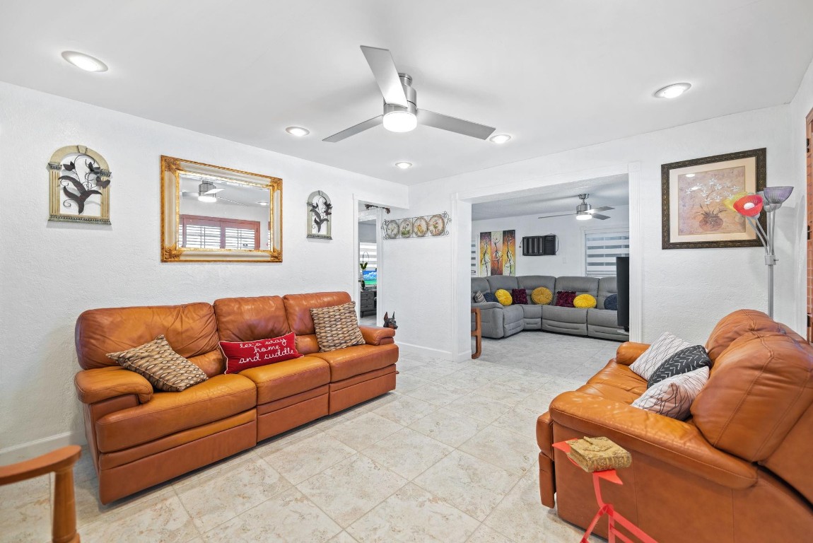 466 E 62nd Hialeah, FL 33013