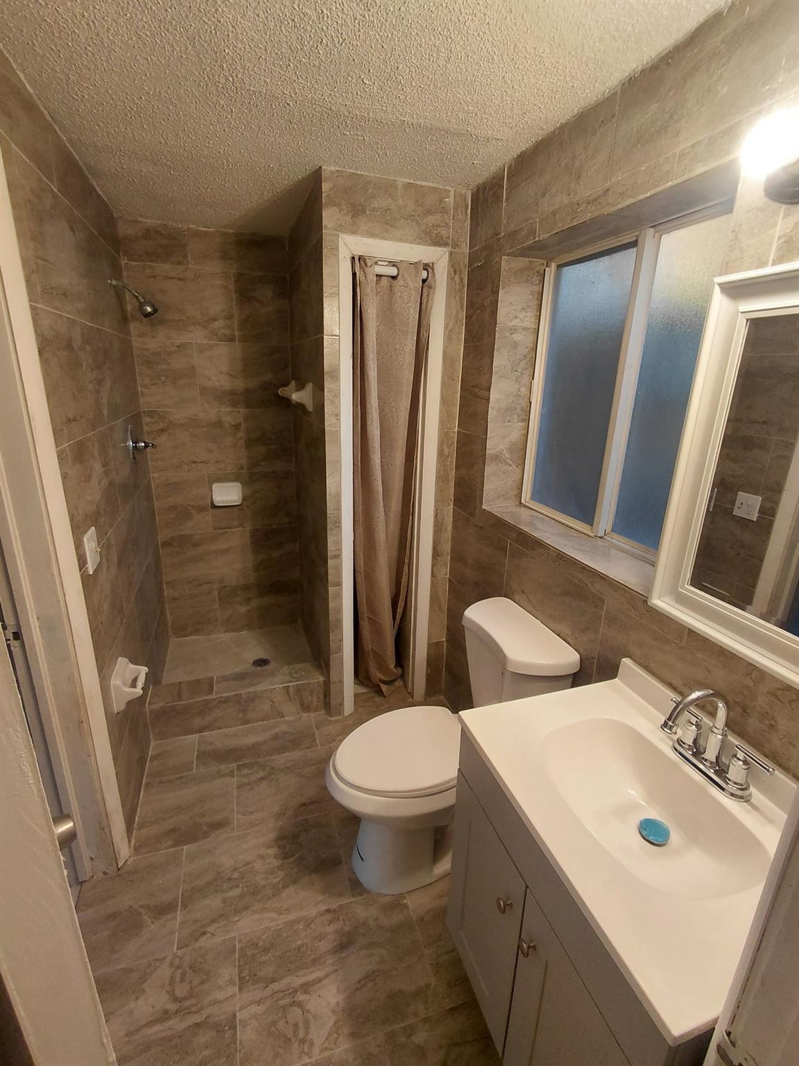 2815 Madison Hollywood, FL 33020