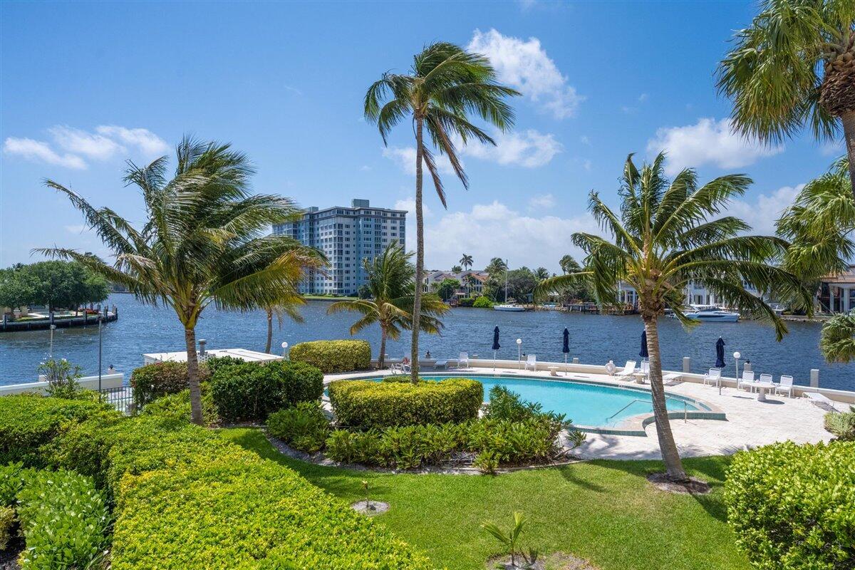 400 Seasage Dr #504