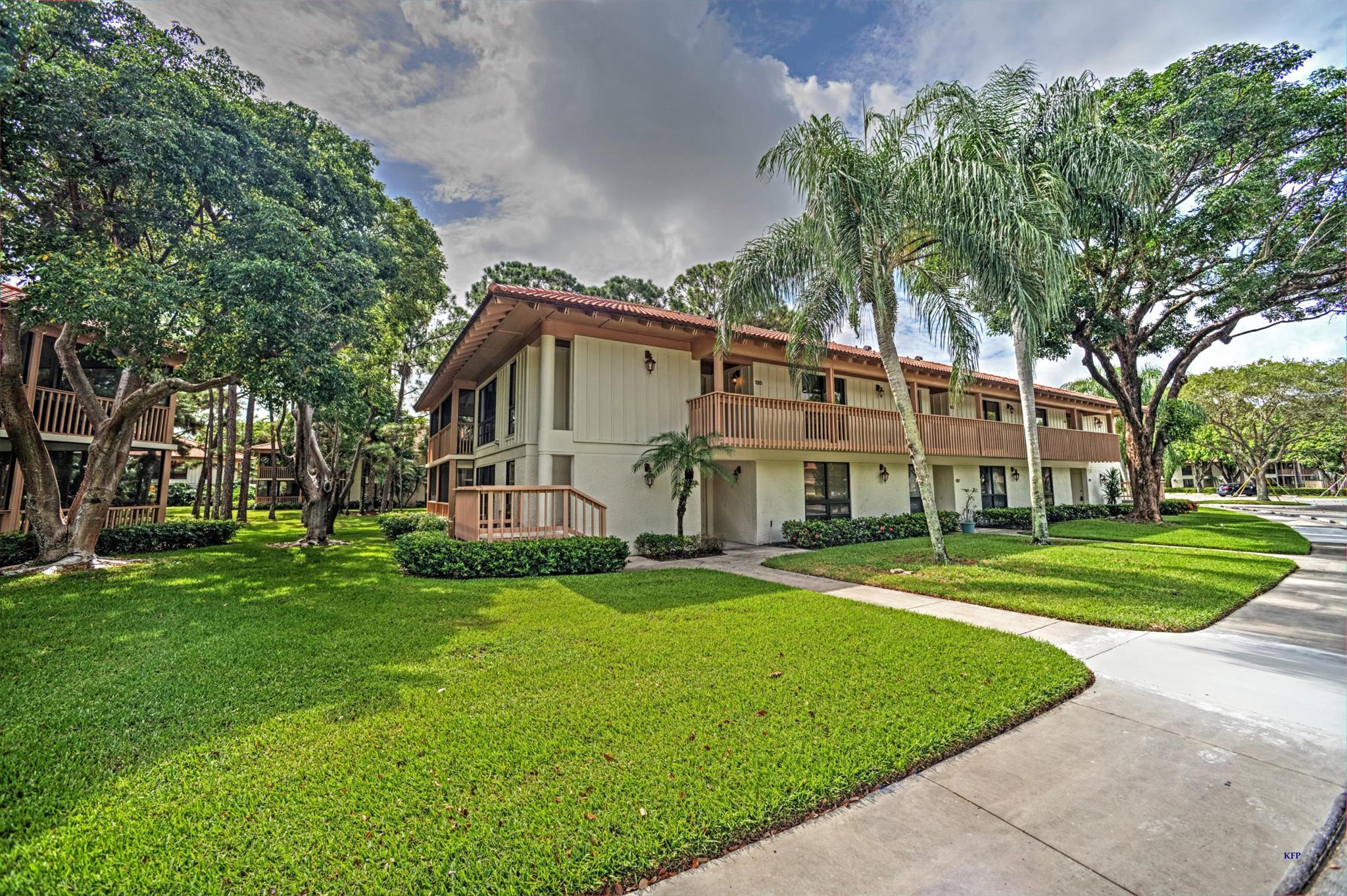 135 Brackenwood Rd,Palm Beach Gardens, FL 33418